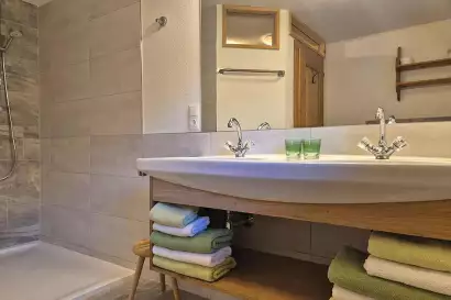 07_redlerhof_wunspitz_bad