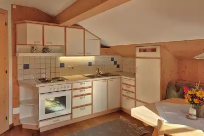 03_redlerhof_schoberblick_kueche