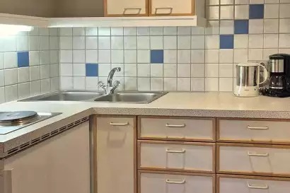 02_redlerhof_muhsblick_kuechenzeile