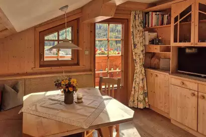 01_redlerhof_schoberblick_Wohn-Essbereich