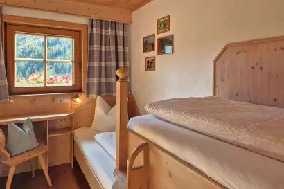 05_redlerhof_schoberblick_kinderzimmer